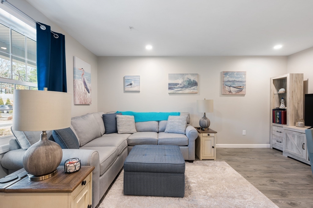 27 Ocean Walk Dr # 106
