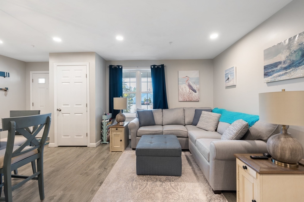 27 Ocean Walk Dr # 106