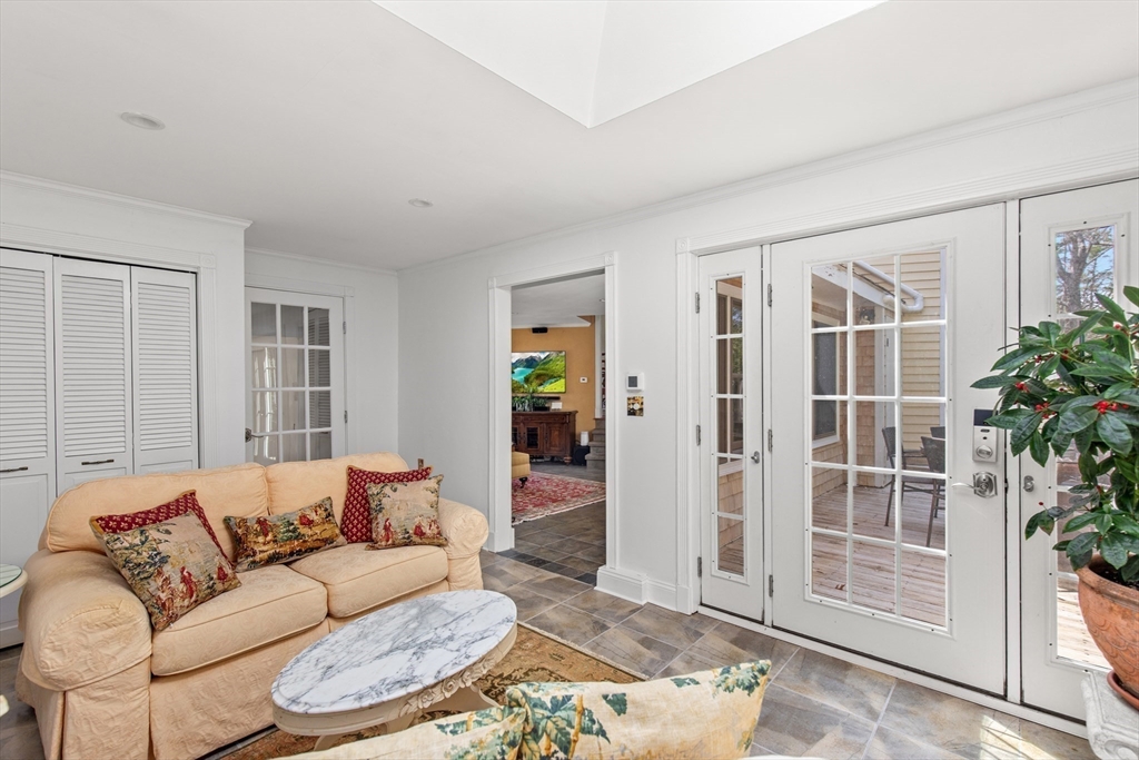 168 Jordan Rd