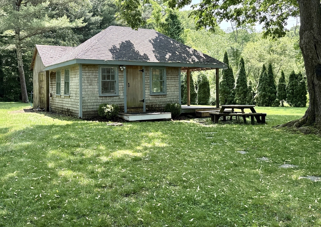 146 Herring Pond Rd