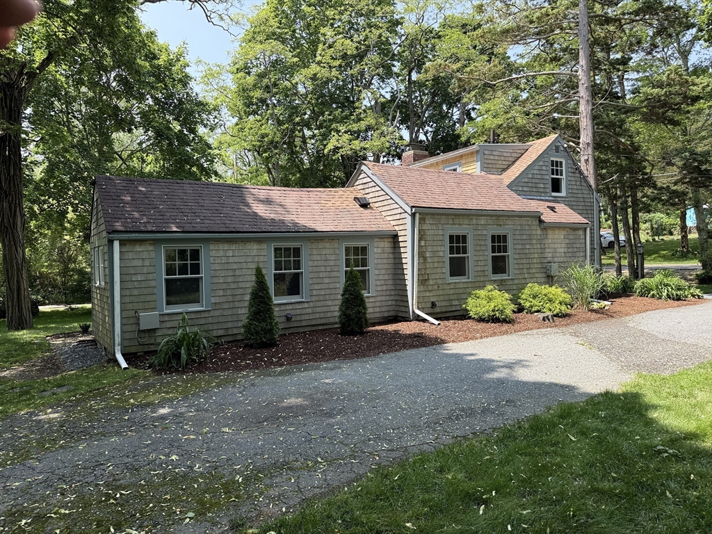 146 Herring Pond Rd