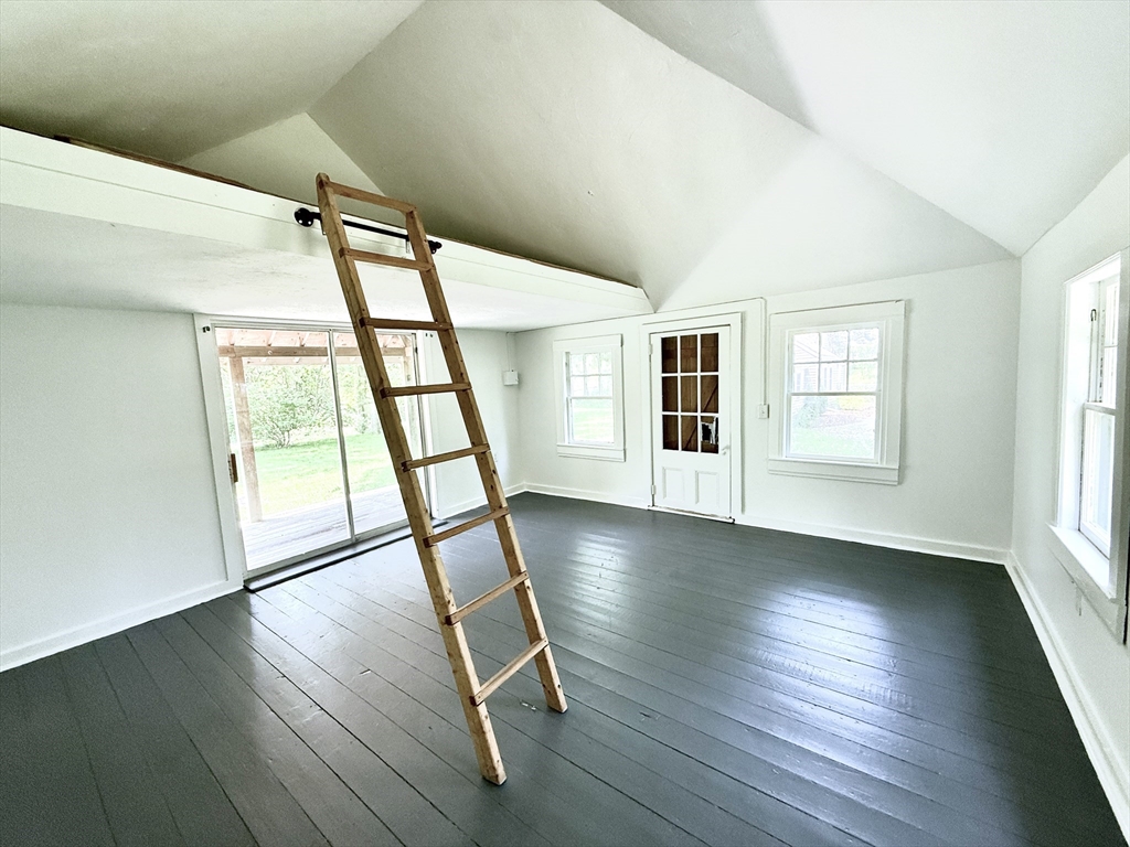 146 Herring Pond Rd