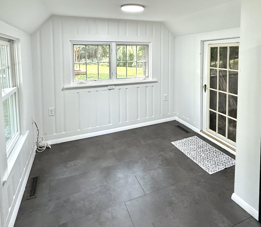 146 Herring Pond Rd