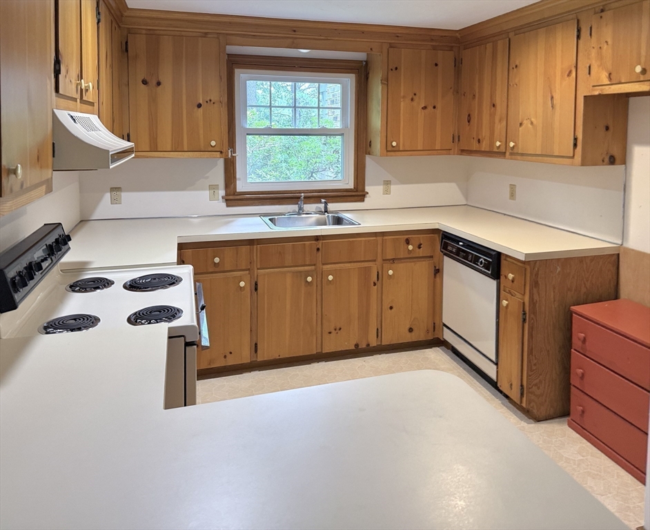 45 Curtis Dr