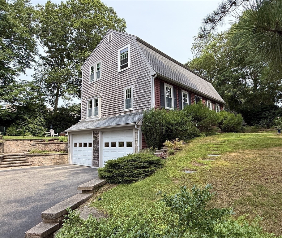 45 Curtis Dr