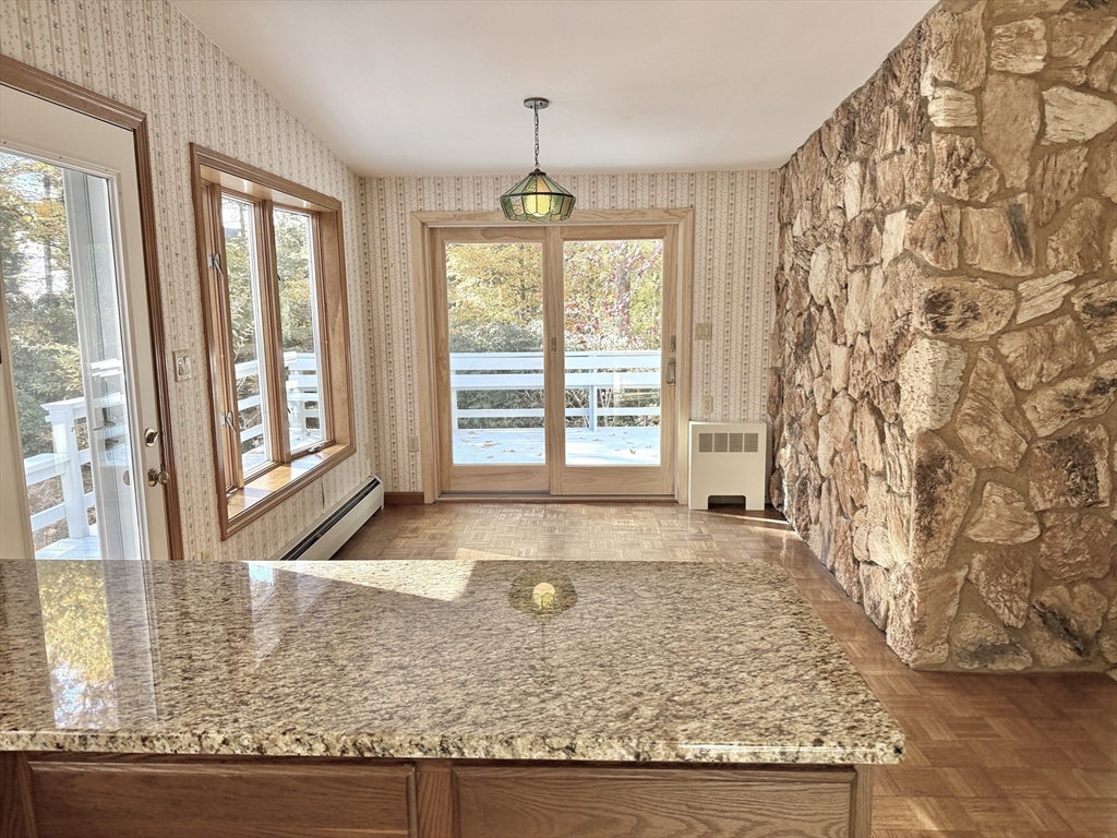 1 Pine Tree Dr