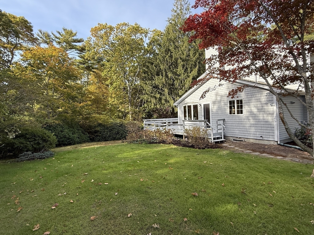 1 Pine Tree Dr