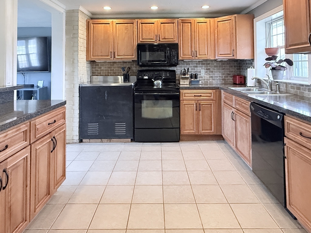 45 Braintree Ave