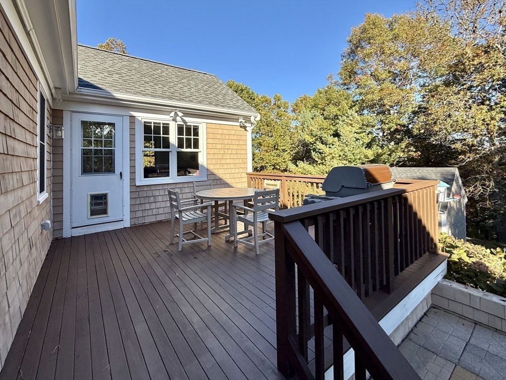 54 Overlook Cir