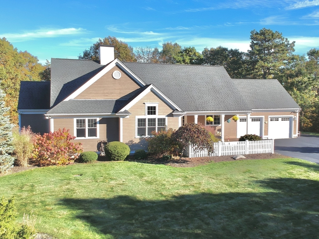 54 Overlook Cir