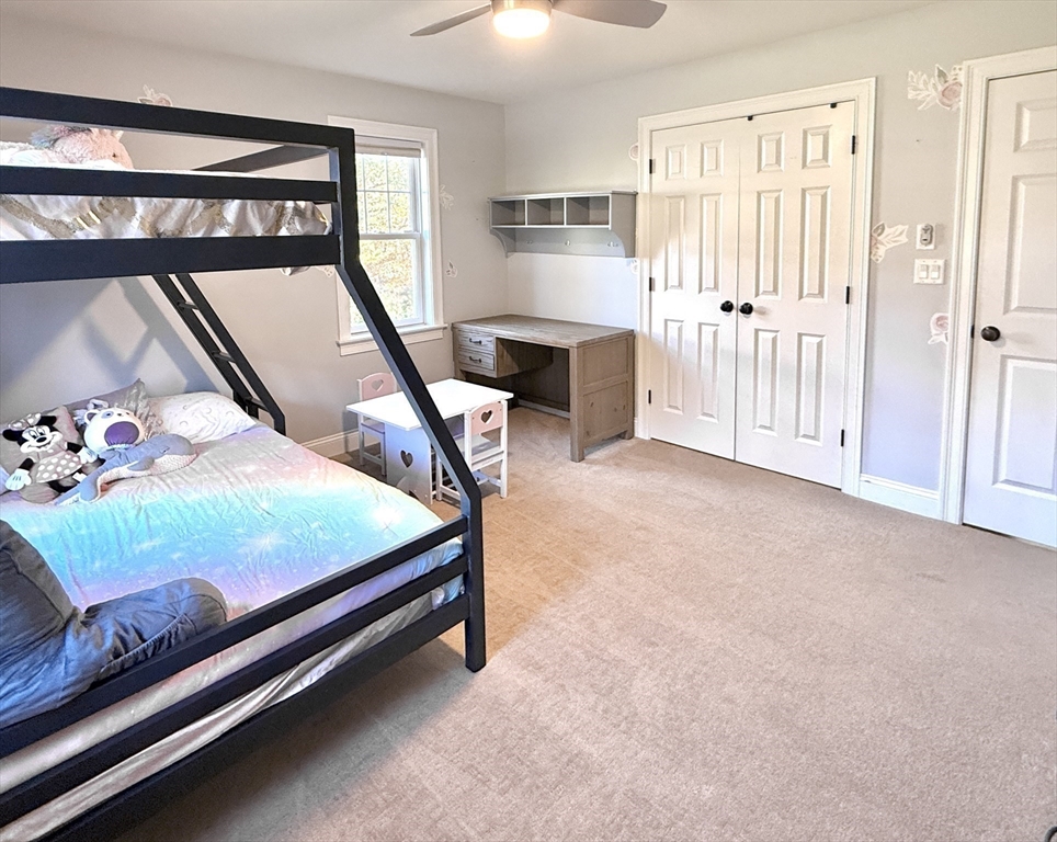 54 Overlook Cir