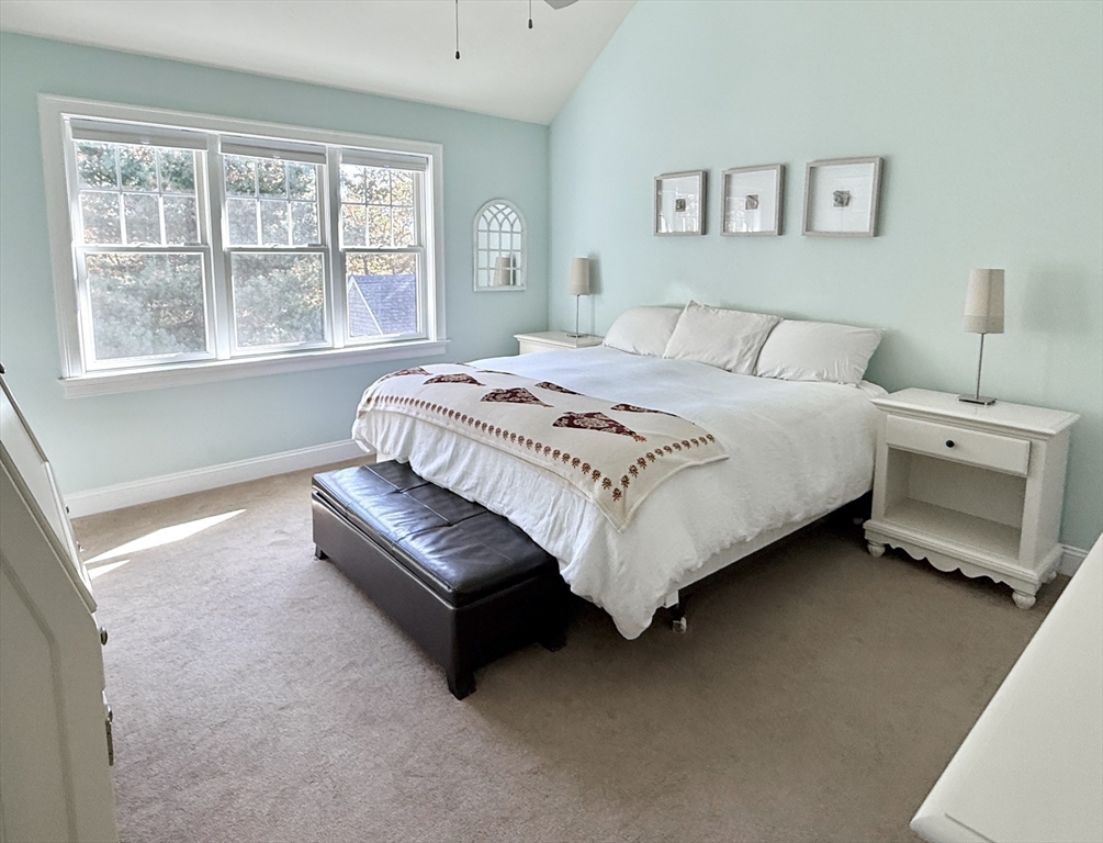 54 Overlook Cir