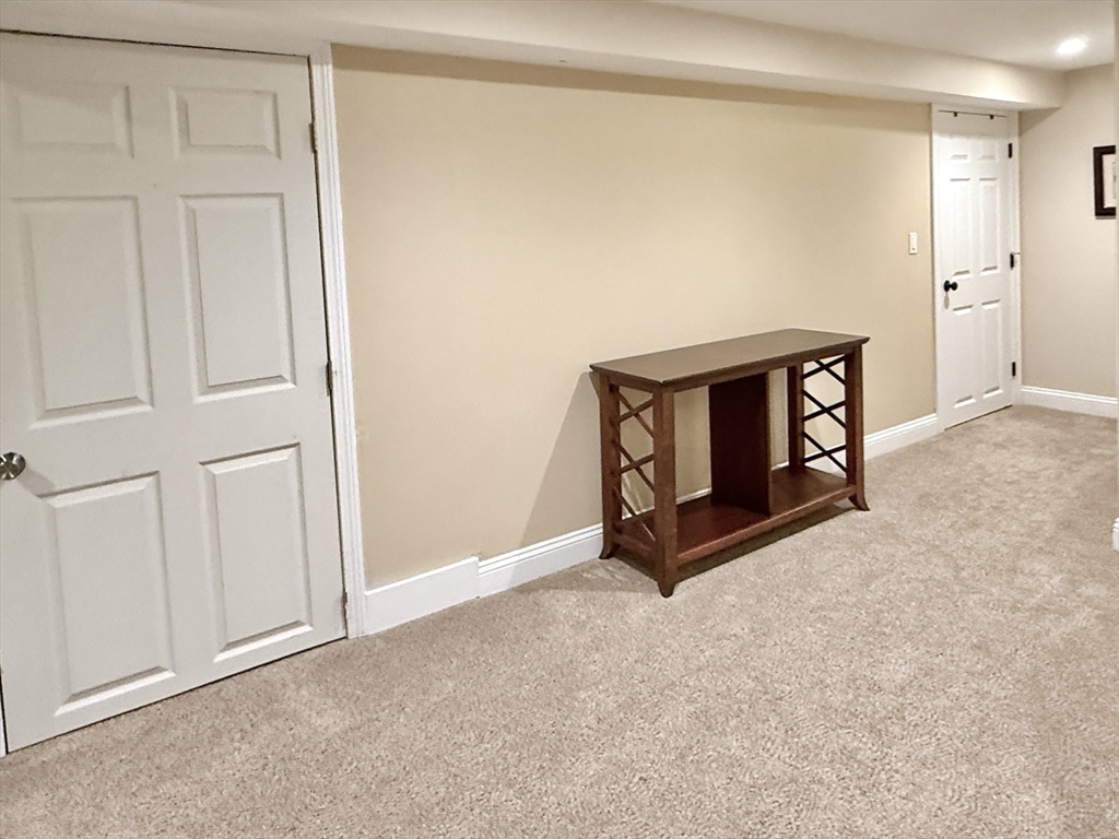 54 Overlook Cir