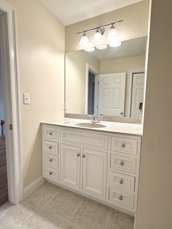 3 Harborlight Cir # 3