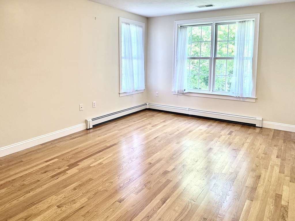 3 Harborlight Cir # 3