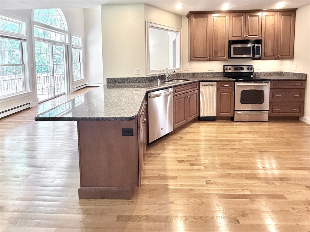 3 Harborlight Cir # 3
