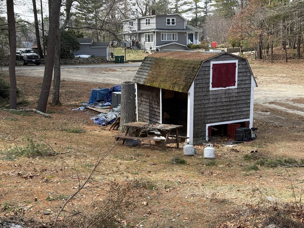 63 Suomi Rd