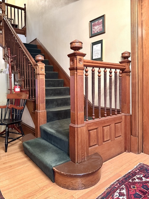 100 Court St