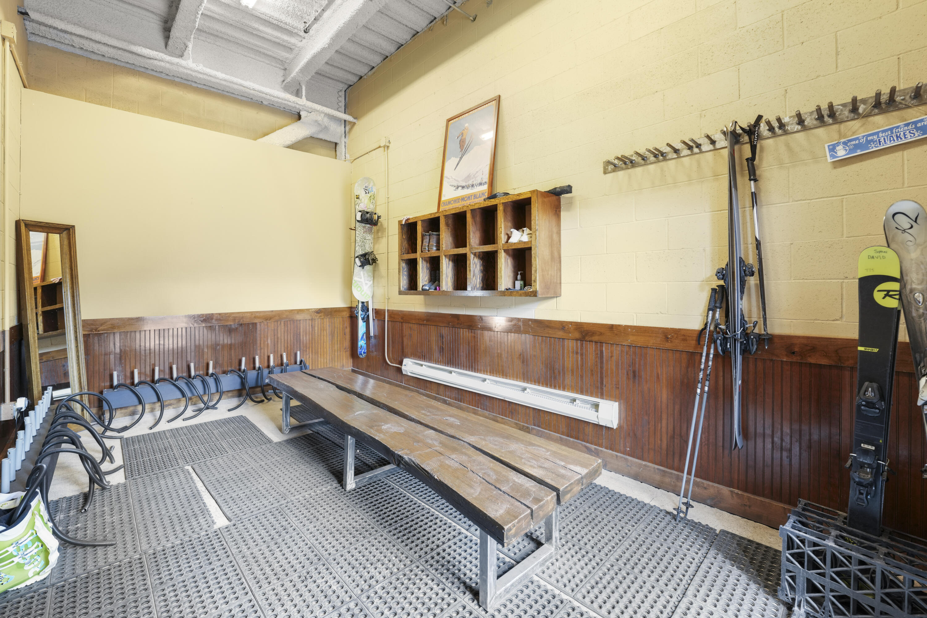 Cassidy Ridge Unit B201