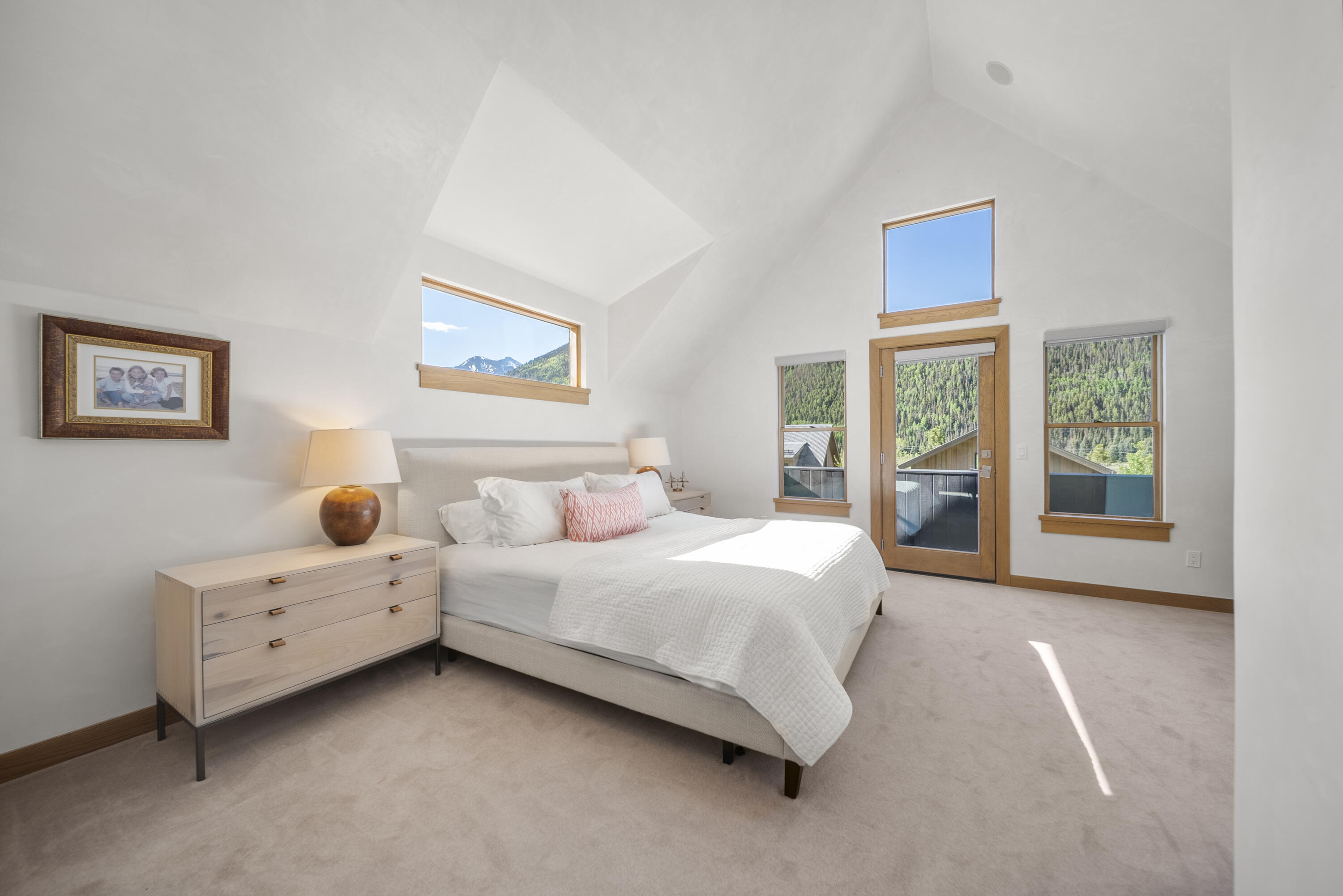 Sunset Ridge Residence