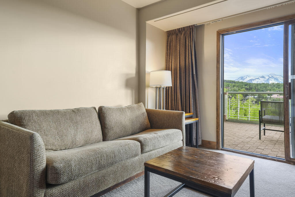 The Peaks Resort & Spa Unit 338
