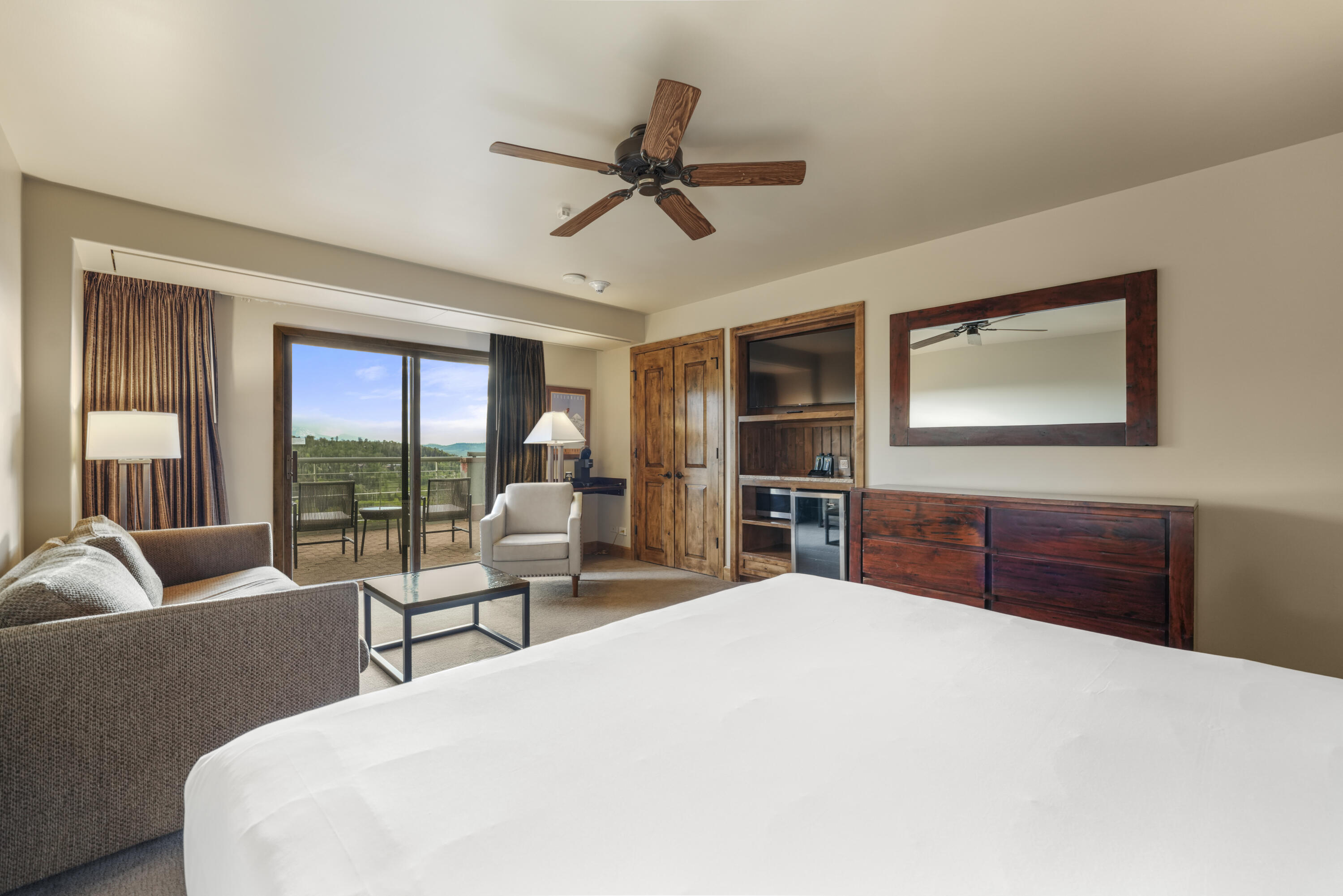 The Peaks Resort & Spa Unit 338