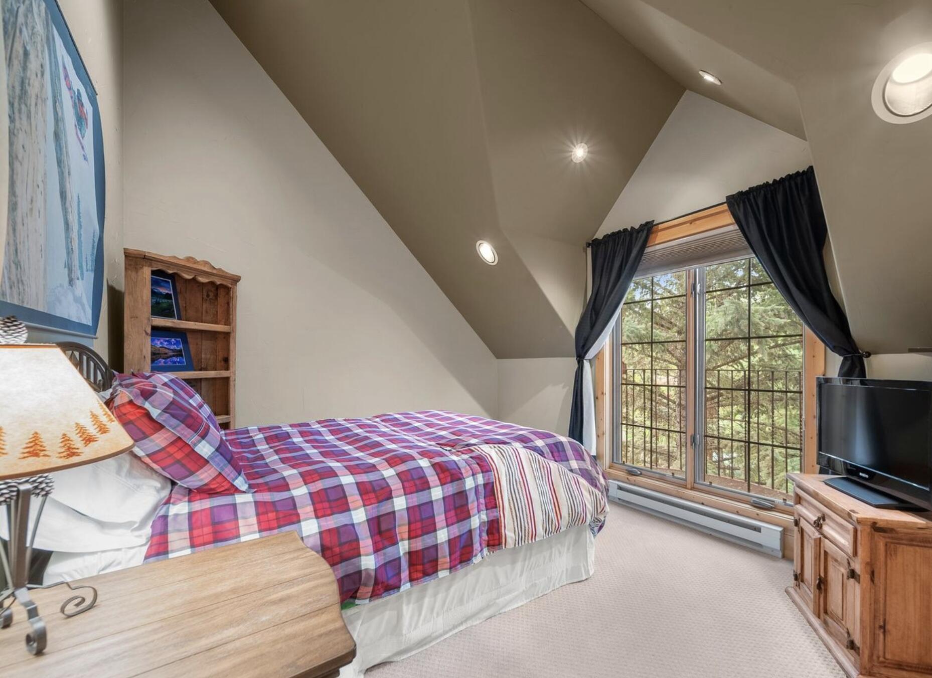 LD Lodge at Gurley Lake Ranch 