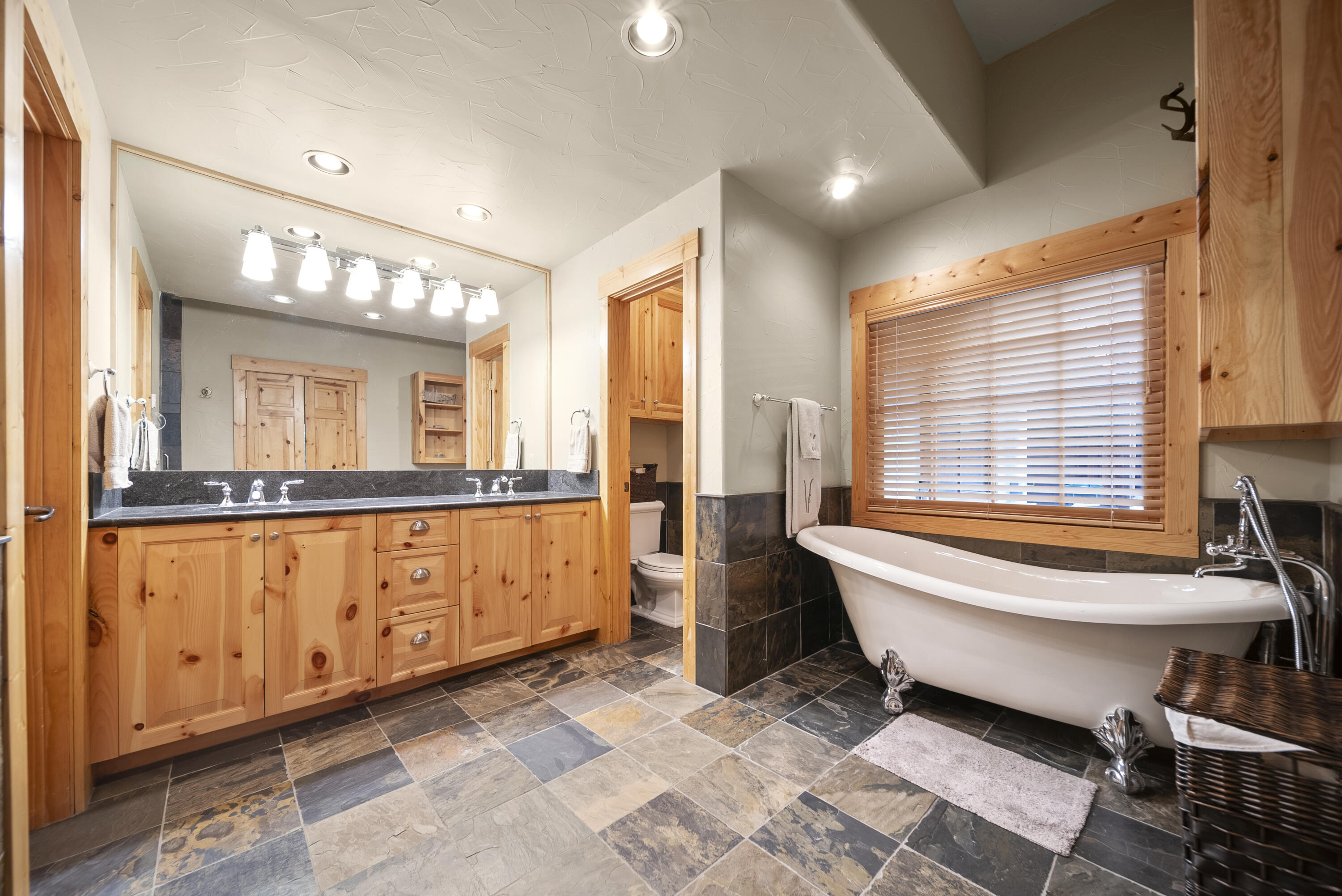 LD Lodge at Gurley Lake Ranch 