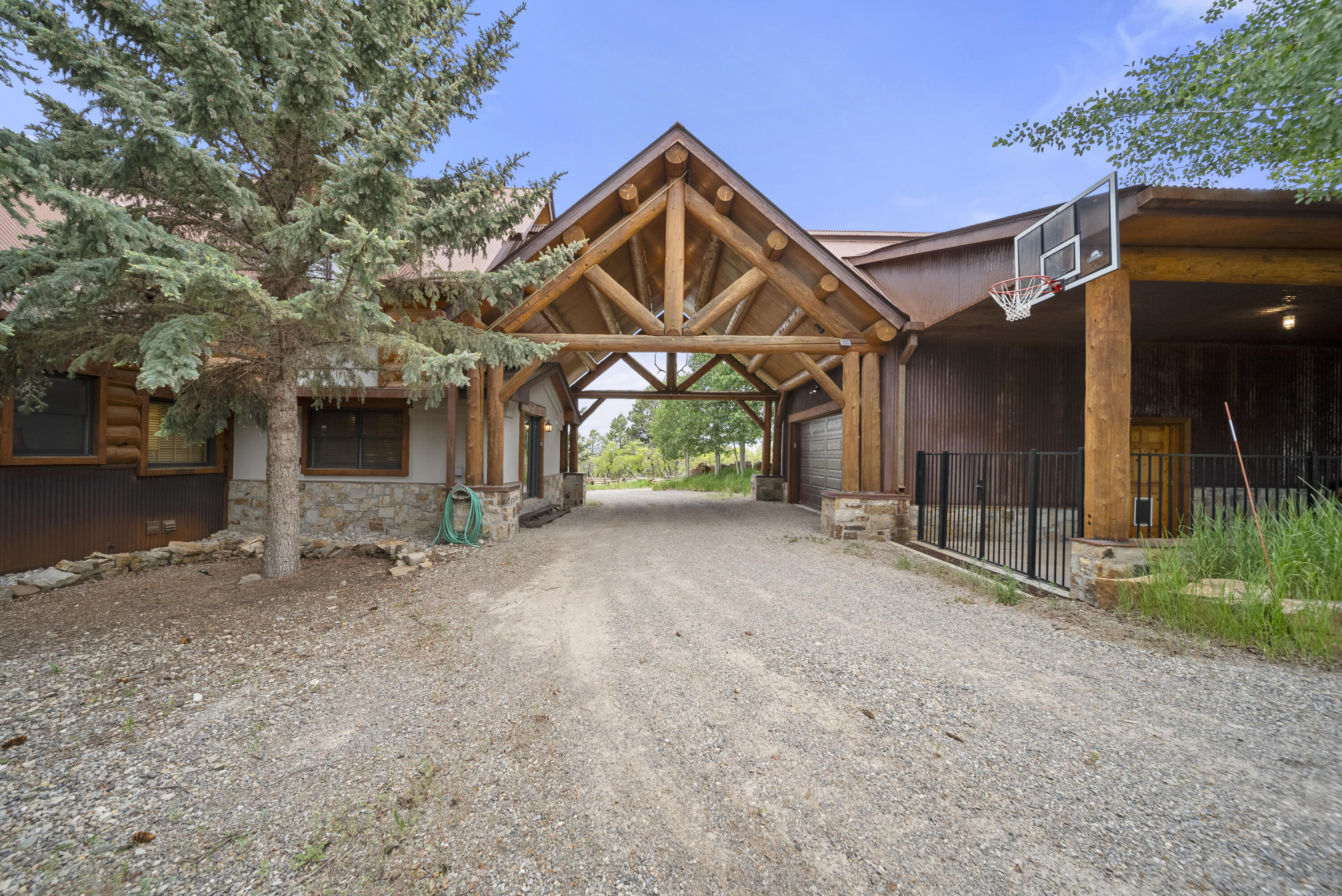 LD Lodge at Gurley Lake Ranch 