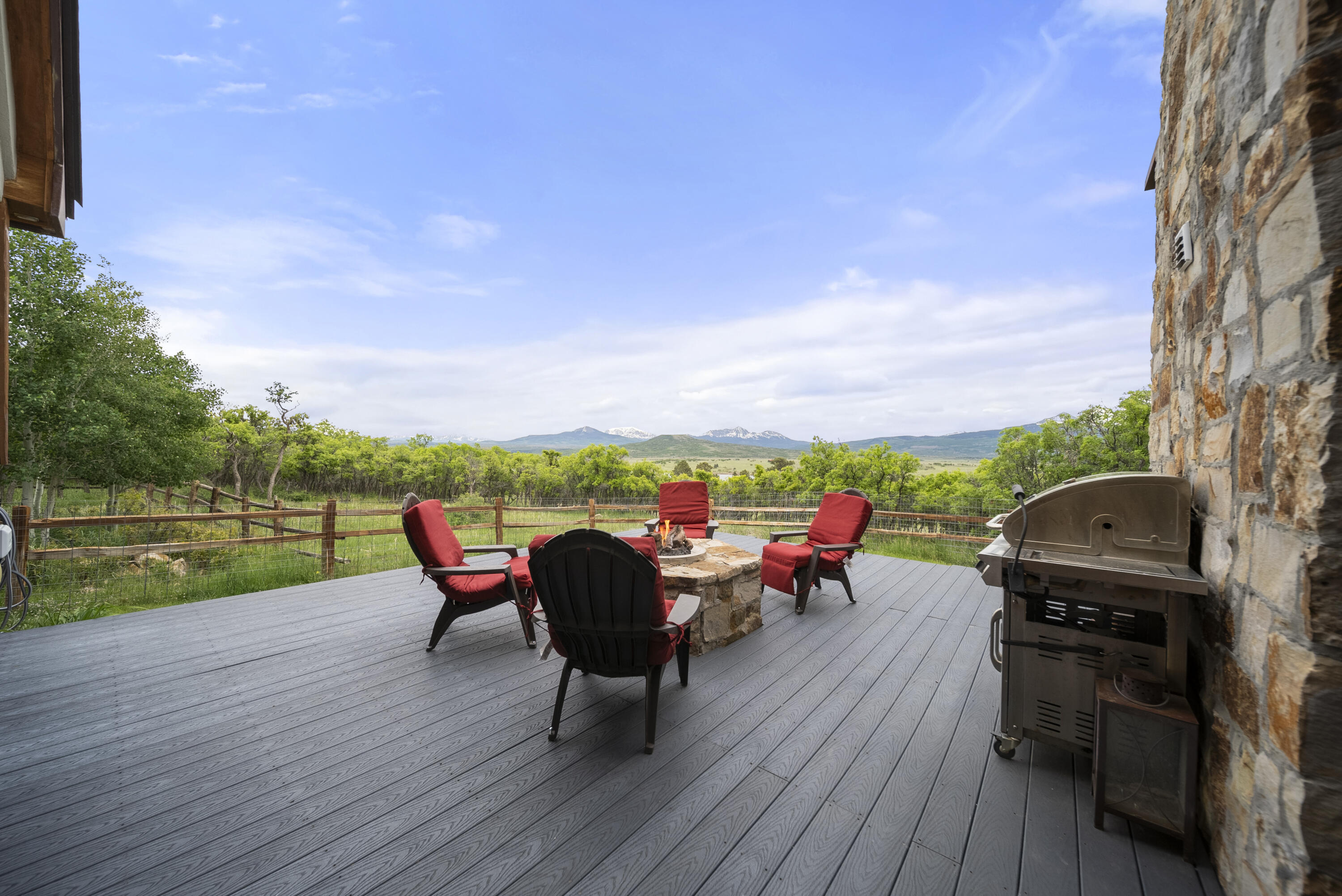 LD Lodge at Gurley Lake Ranch 