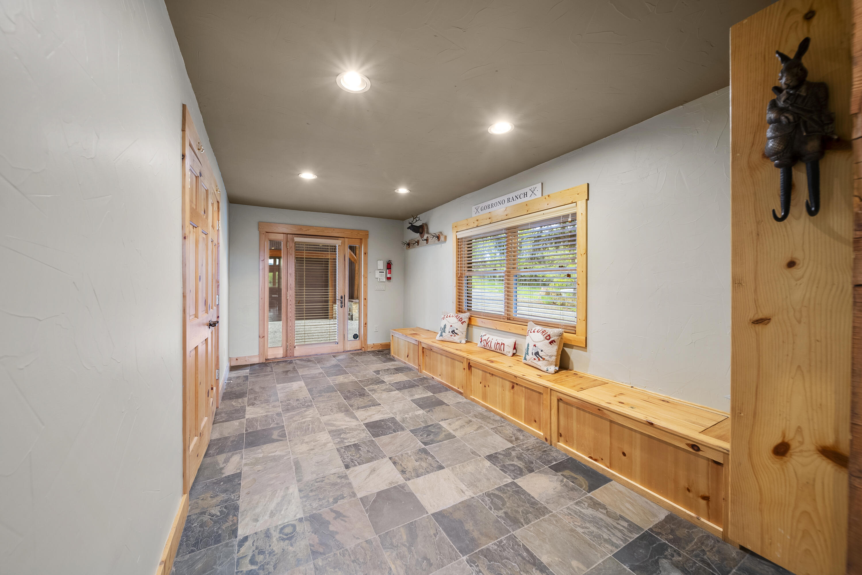 LD Lodge at Gurley Lake Ranch 