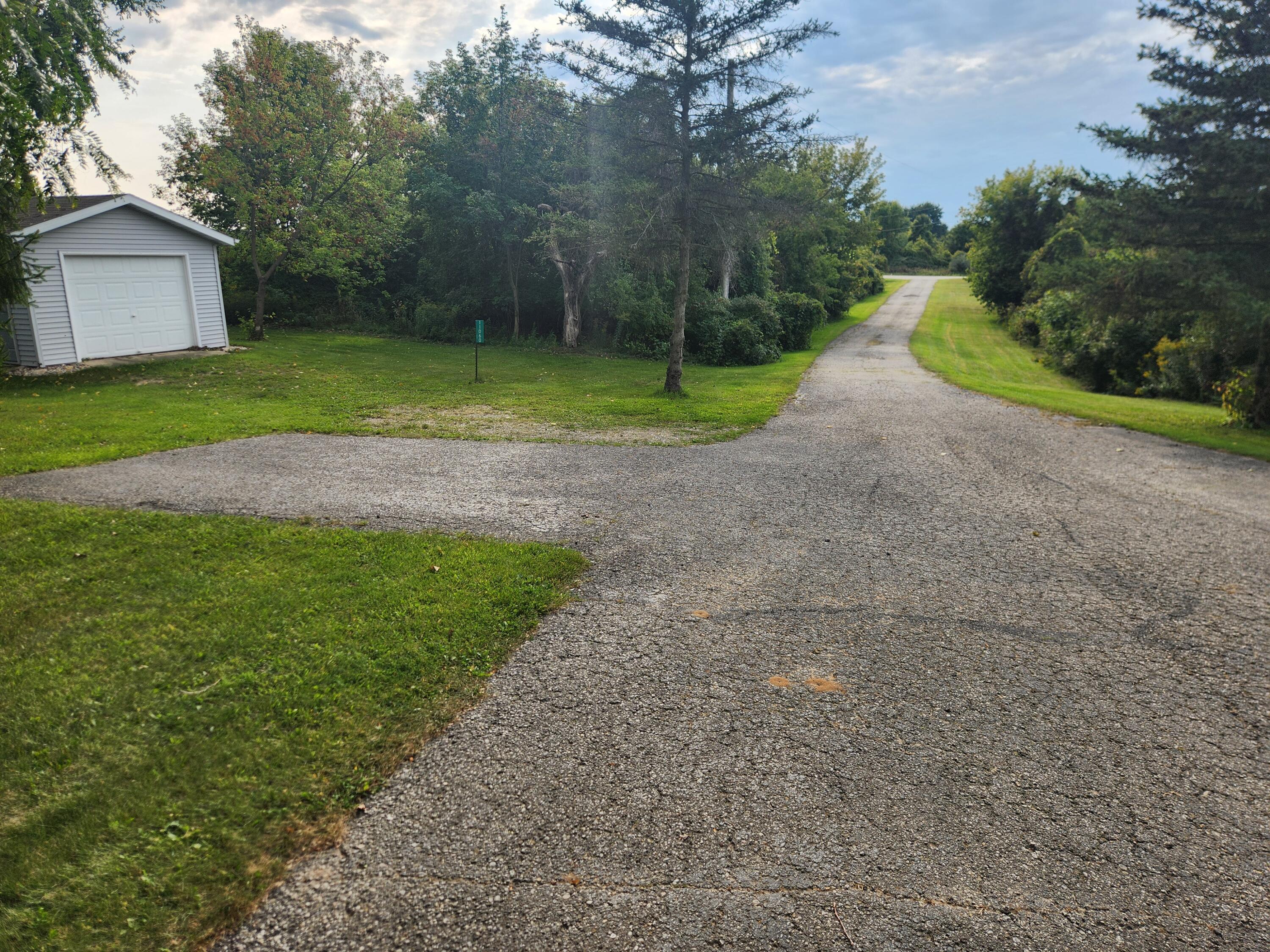 5464 S Maple Island Rd. Road