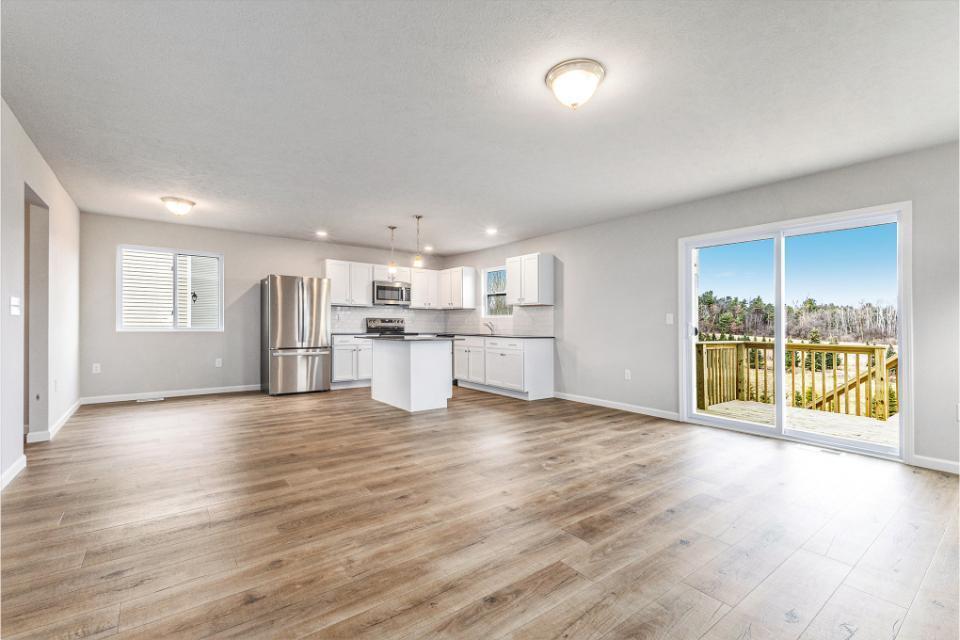 299 N Tannenbaum Trail