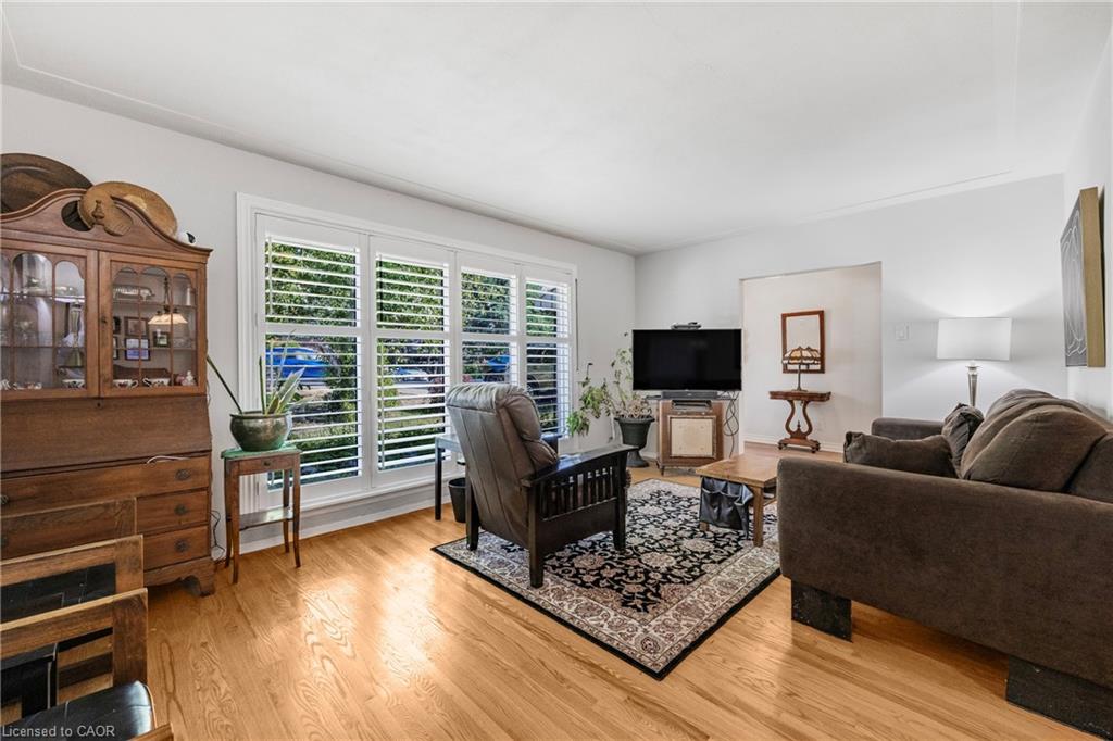 172 Old Ancaster Road, Dundas