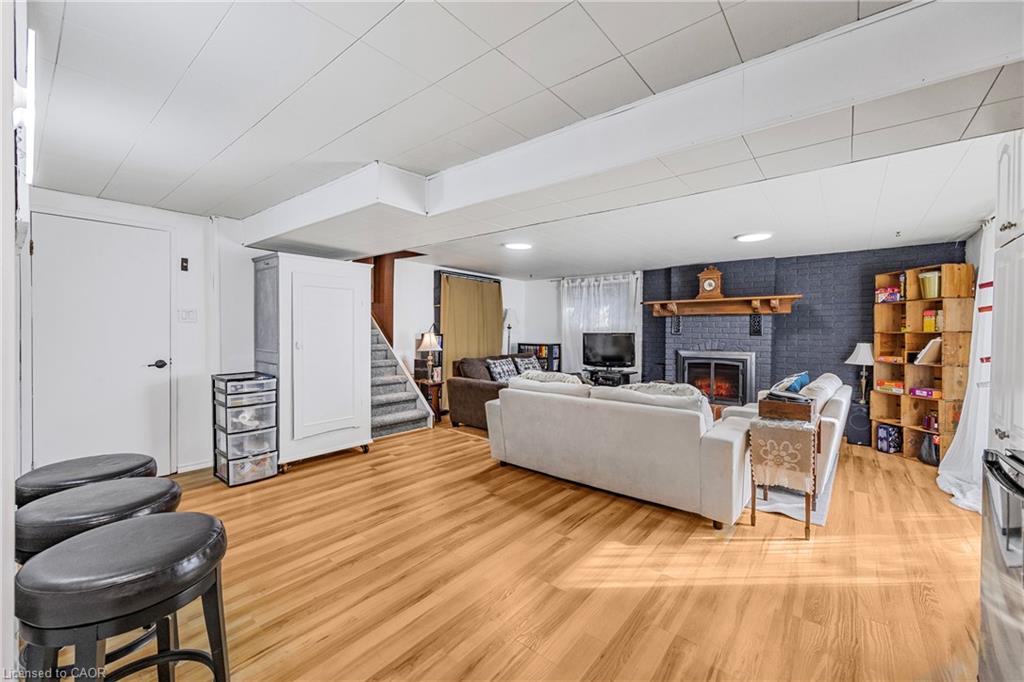 172 Old Ancaster Road, Dundas