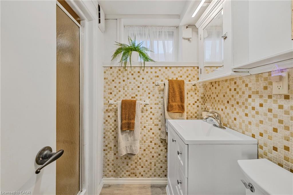 172 Old Ancaster Road