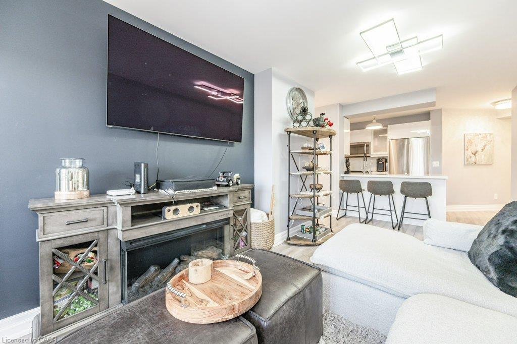 209-2391 Central Park Drive Unit: 209