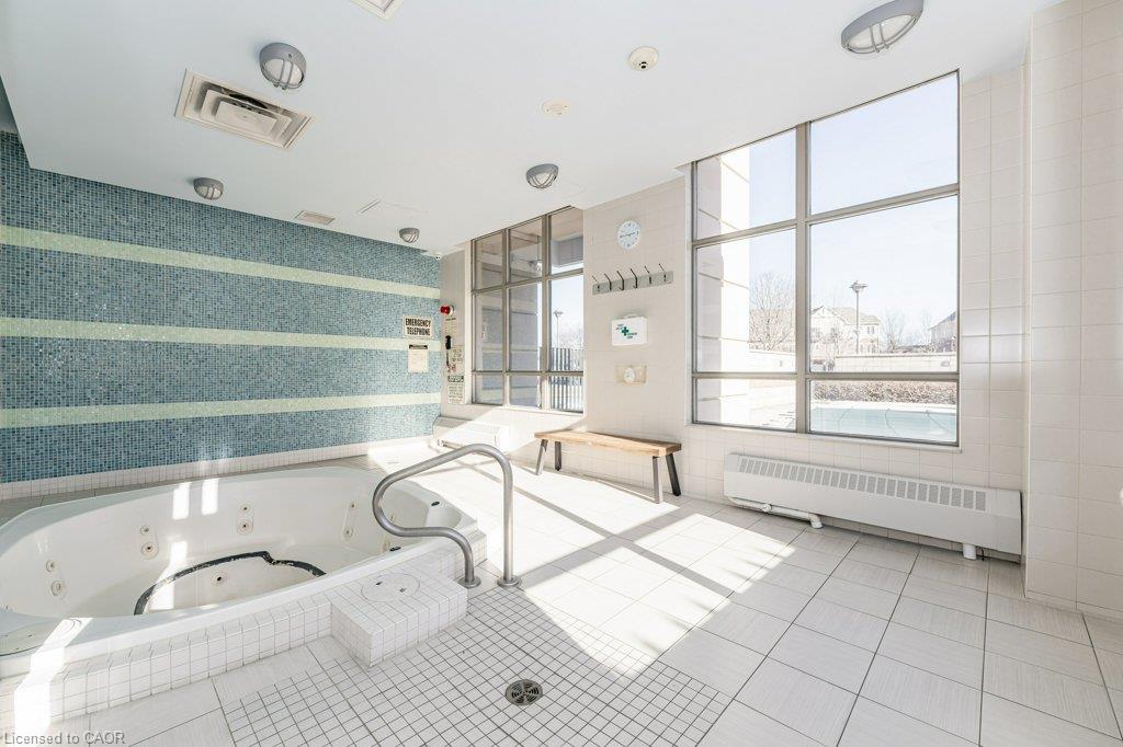 209-2391 Central Park Drive Unit: 209