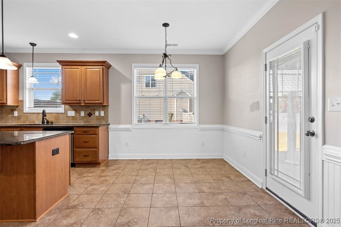 400 Oakridge Drive