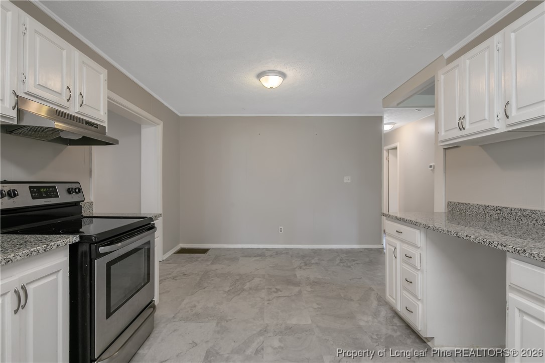 4914 Pinewood Drive