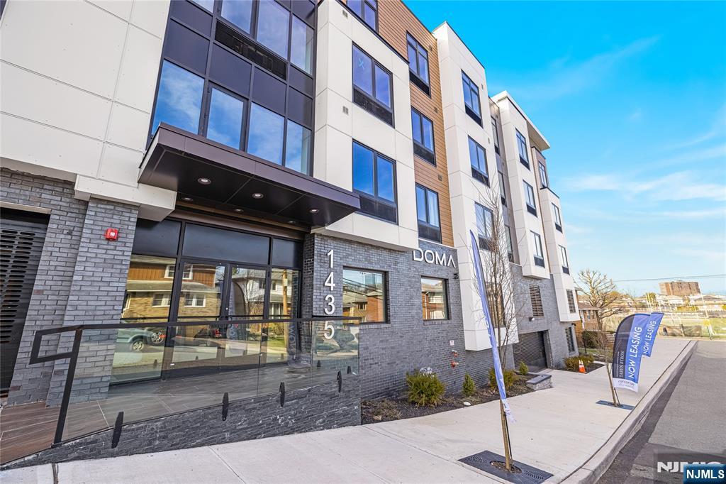 1435 10th Street 307