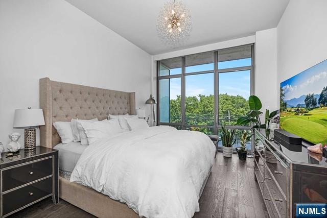 320 Adolphus Avenue 504