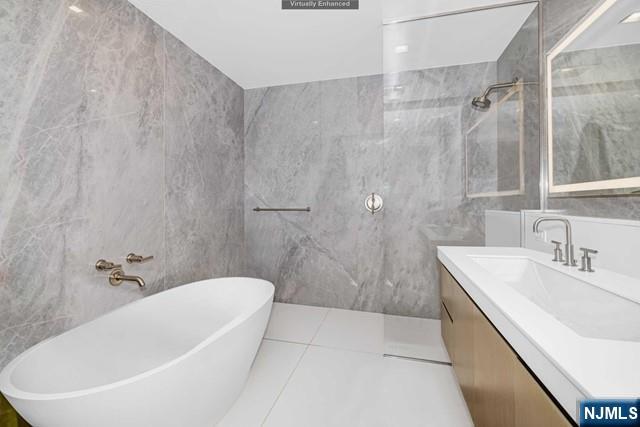 320 Adolphus Avenue 504