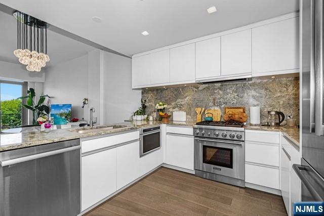 320 Adolphus Avenue 504