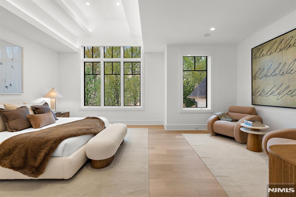 23 Stone Bridge Court