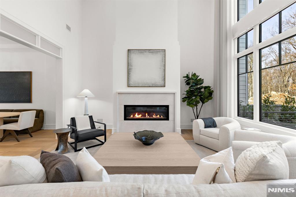 23 Stone Bridge Court