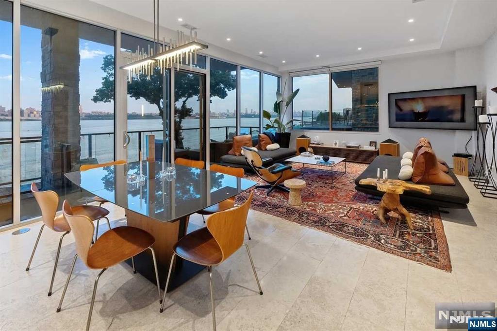34 Shore Road