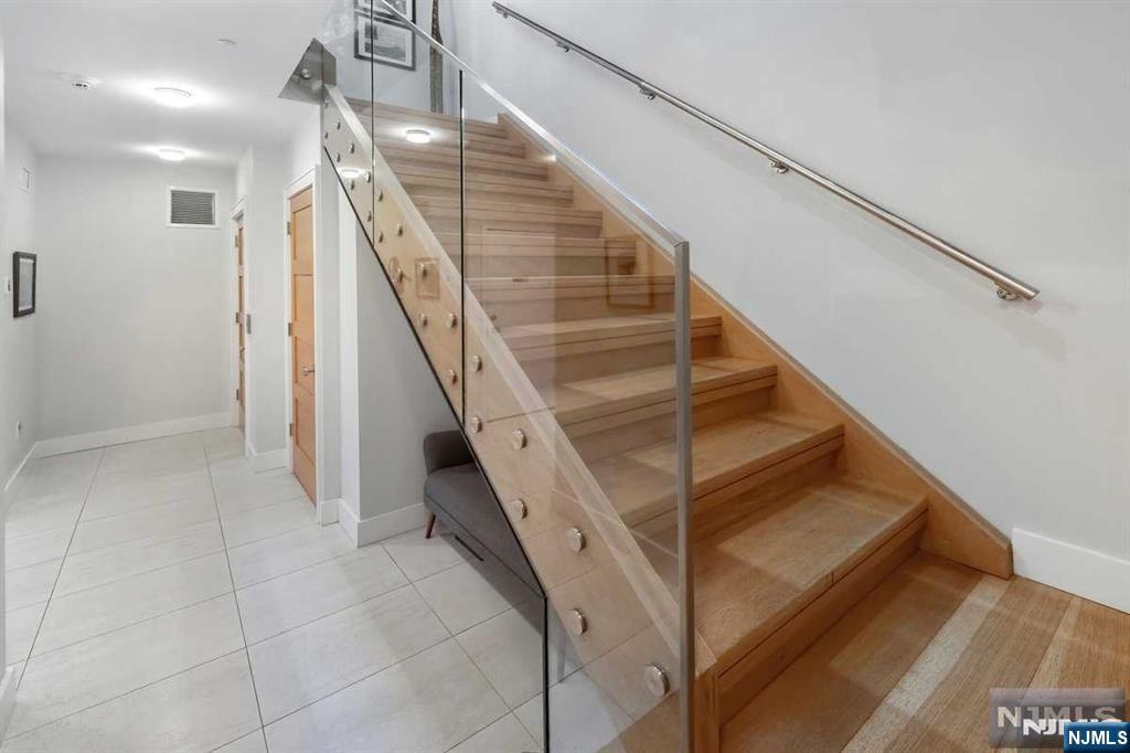 34 Shore Road