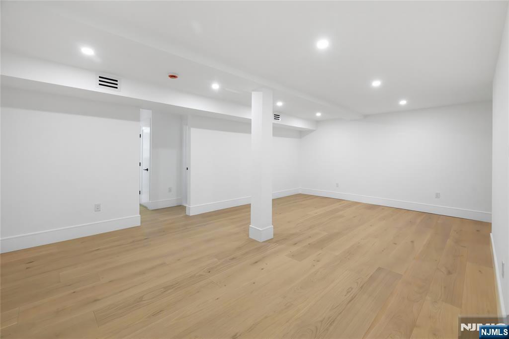 728 Dock Road