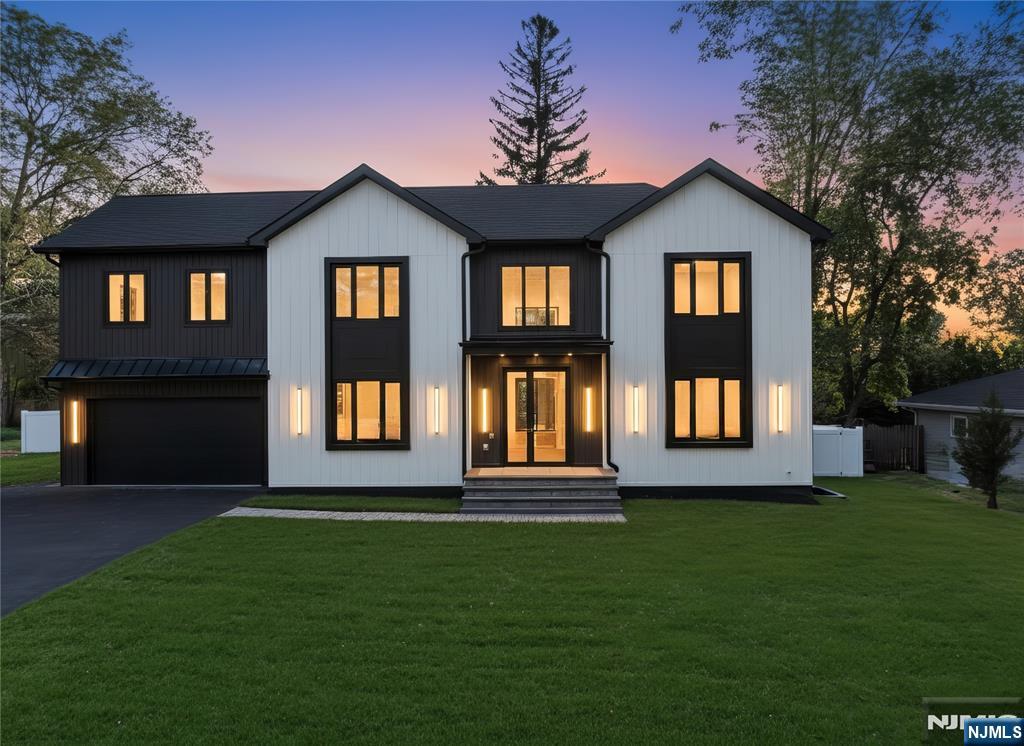 728 Dock Road